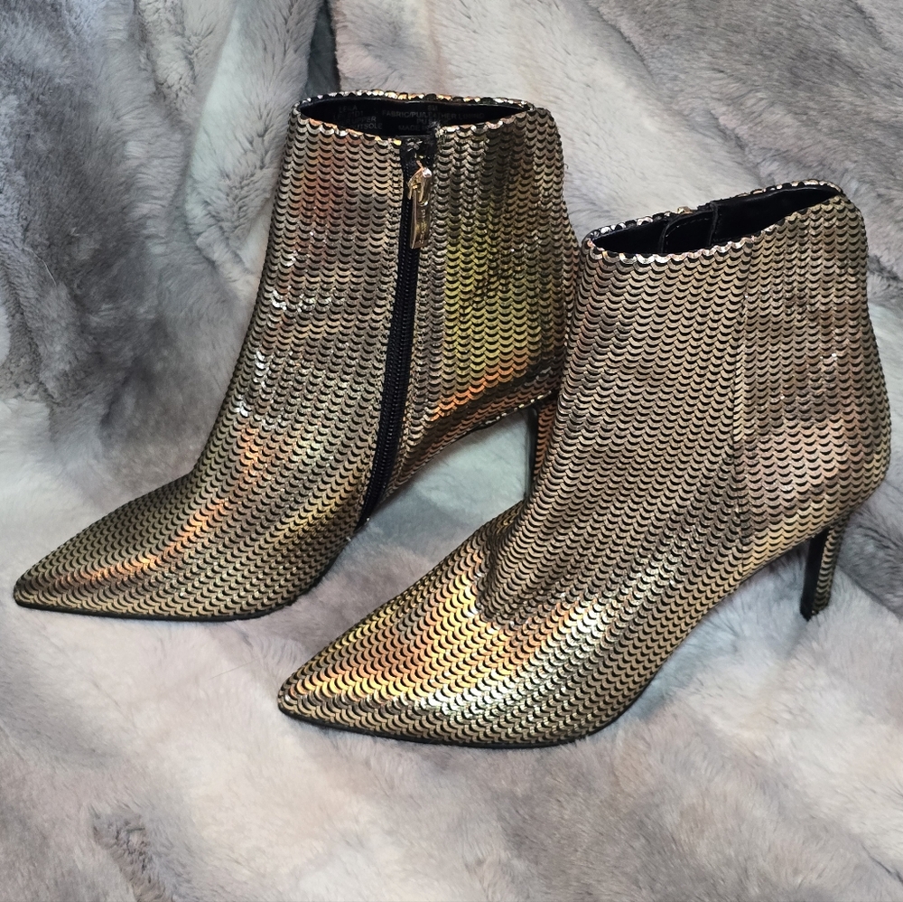 NWOT Steven by Steve Madden Heeled Leather Ankle Boots